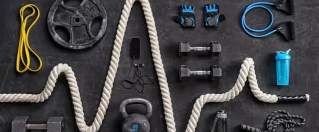 Czy crossfit pomaga schudnąć? Sprawdź, jak działa na Twoją wagę Czy crossfit pomaga schudnąć? Sprawdź, jak działa na Twoją wagę