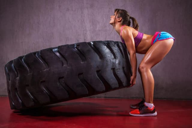 Czy crossfit jest zdrowy? Odkryj korzyści i zagrożenia dla zdrowia Czy crossfit jest zdrowy? Odkryj korzyści i zagrożenia dla zdrowia