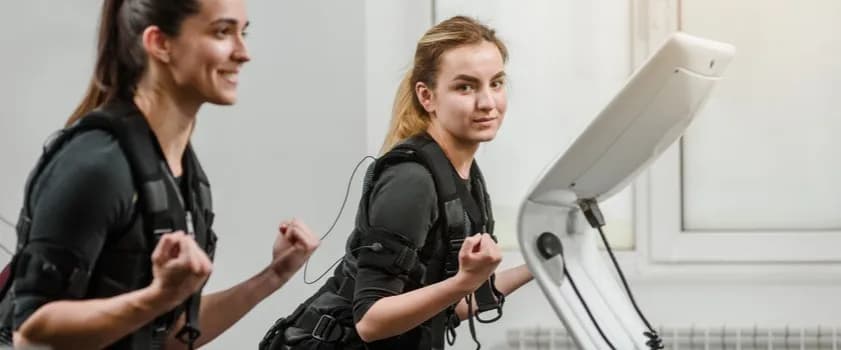 Ile kosztuje trening EMS? Sprawdź ceny i porównaj oferty w 2023 Ile kosztuje trening EMS? Sprawdź ceny i porównaj oferty w 2023