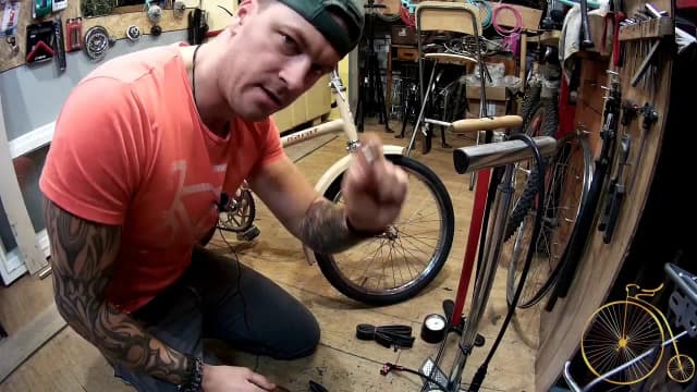 Jak napompować rower bez pompki: skuteczne metody w awarii Jak napompować rower bez pompki: skuteczne metody w awarii